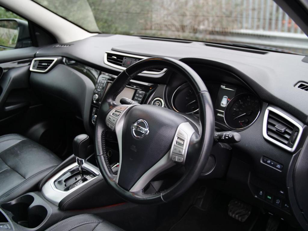 NISSAN QASHQAI