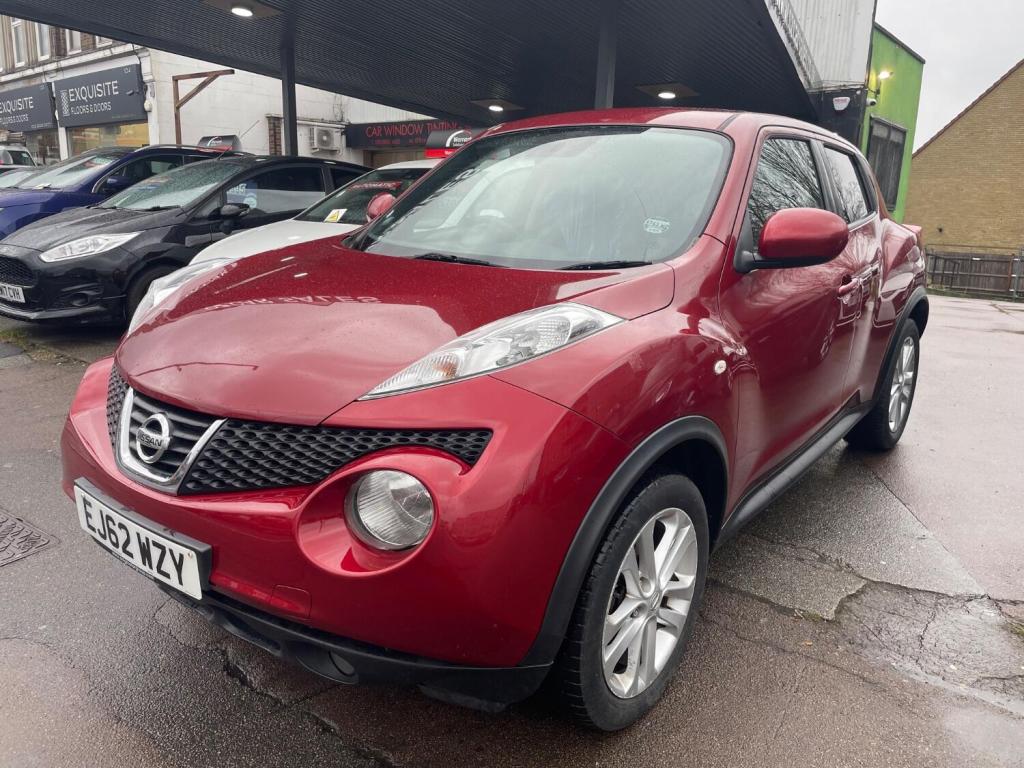 View NISSAN JUKE 1.6 Acenta Premium