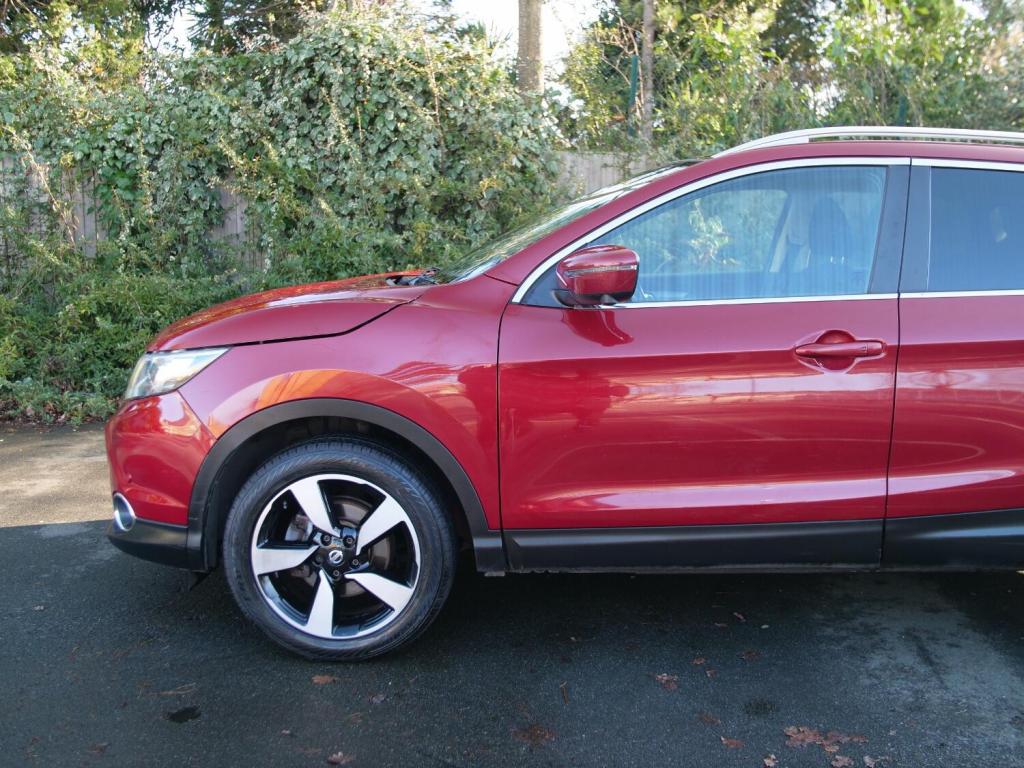 NISSAN QASHQAI