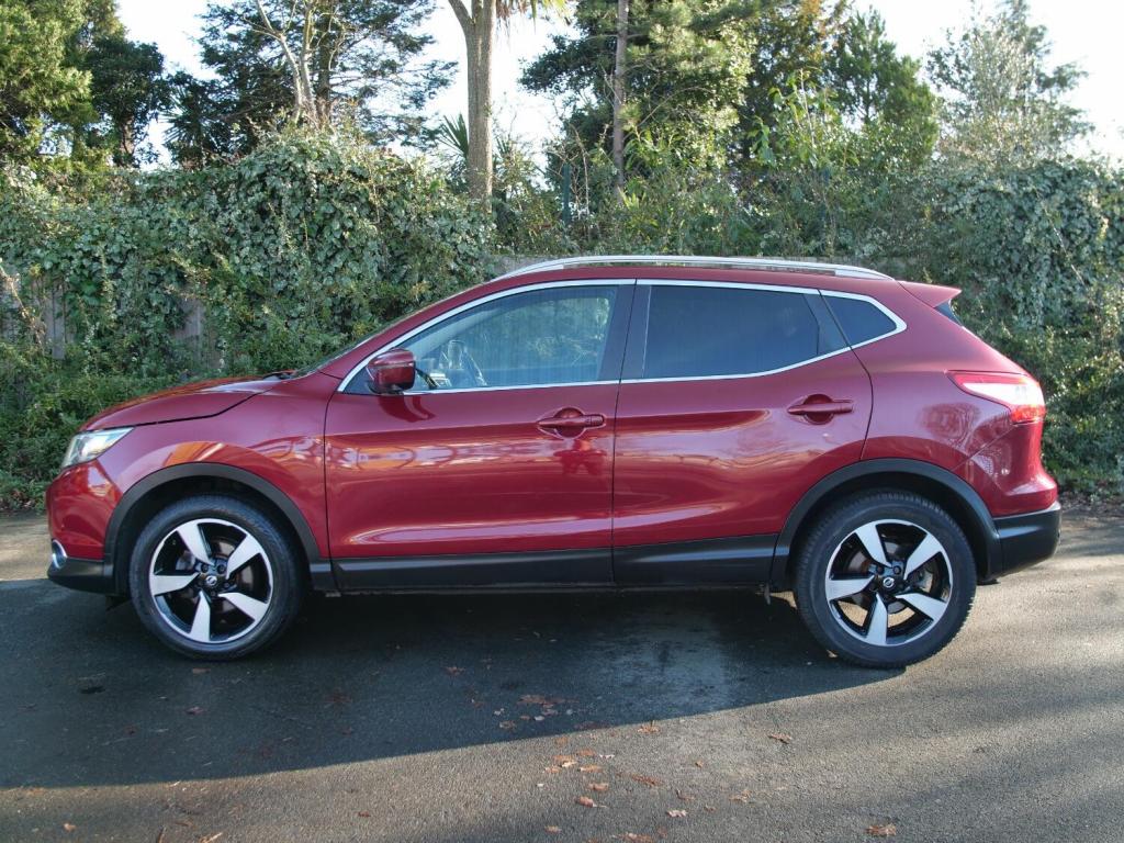 NISSAN QASHQAI