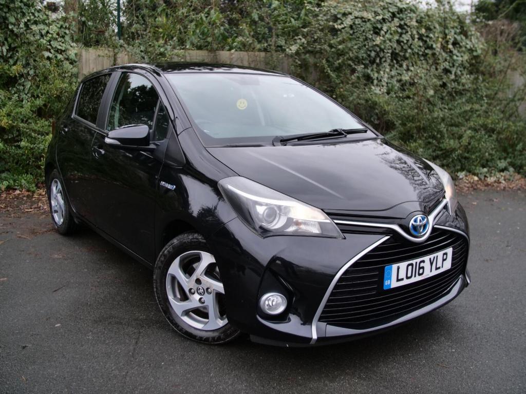 View TOYOTA YARIS 1.5 VVT-h Icon