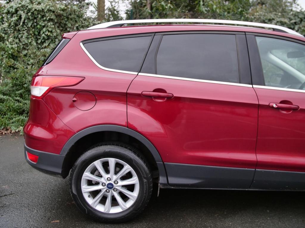 FORD KUGA