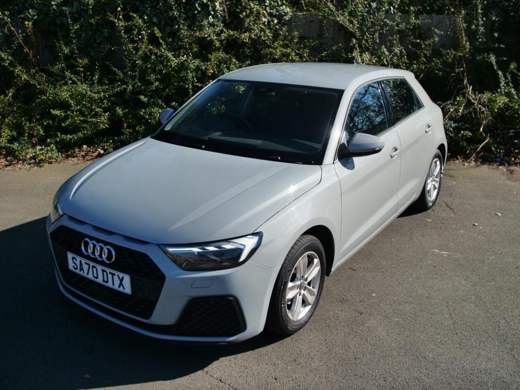 AUDI A1