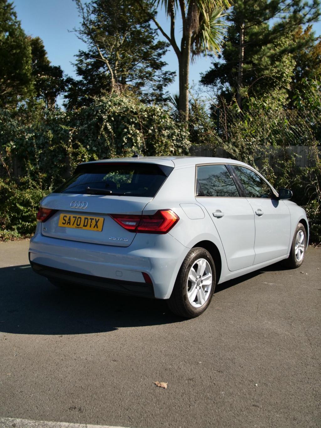 AUDI A1
