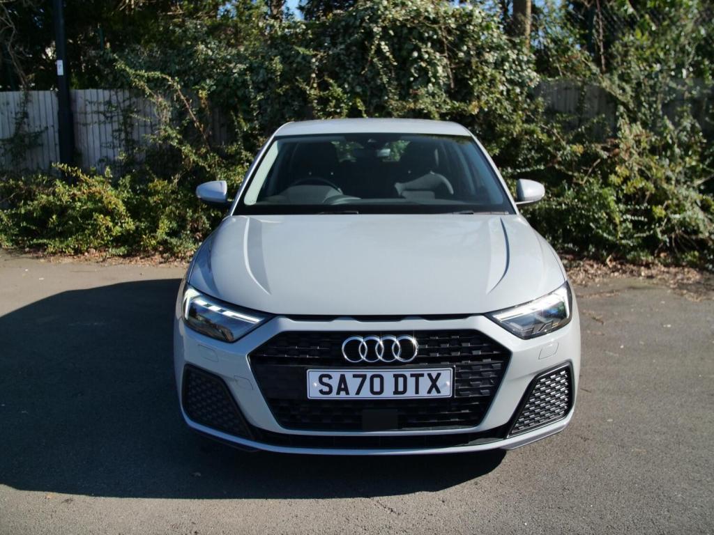 AUDI A1