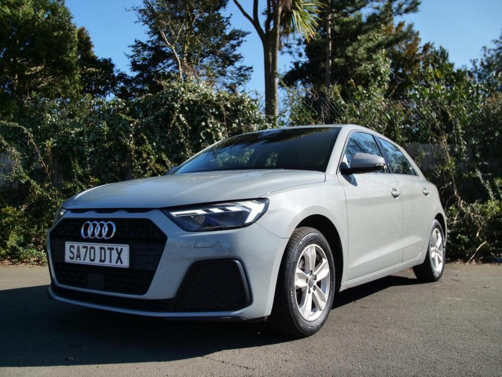 AUDI A1