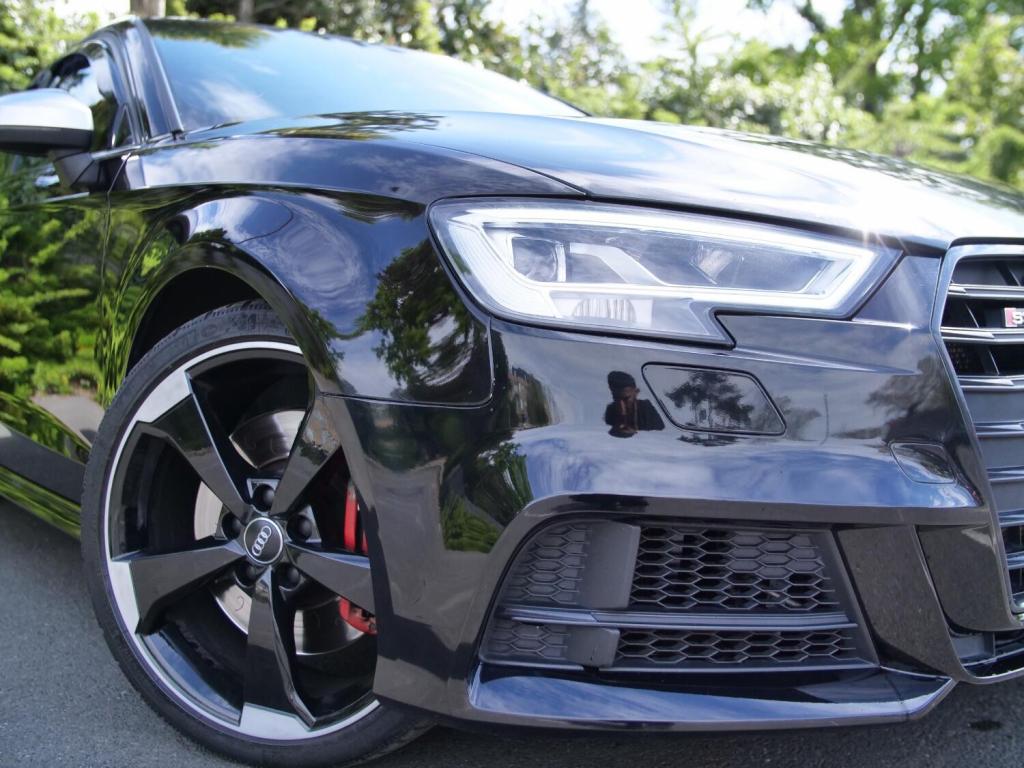 View AUDI S3 2.0 TFSI