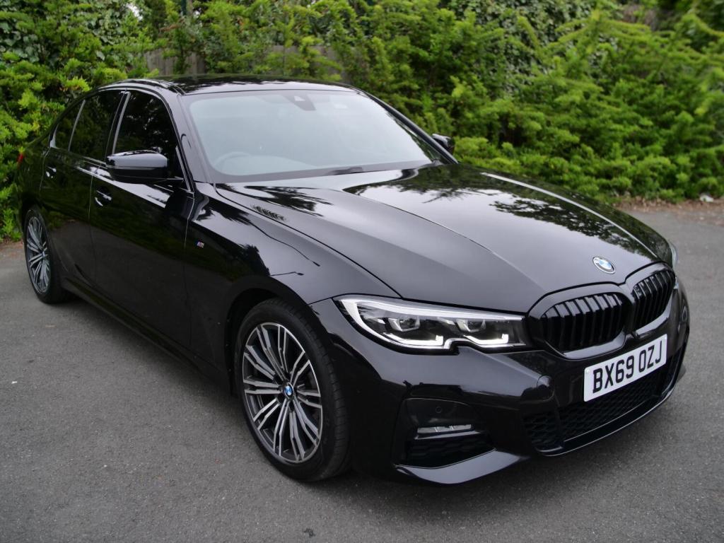 View BMW 3 SERIES 2.0 320i M Sport Saloon