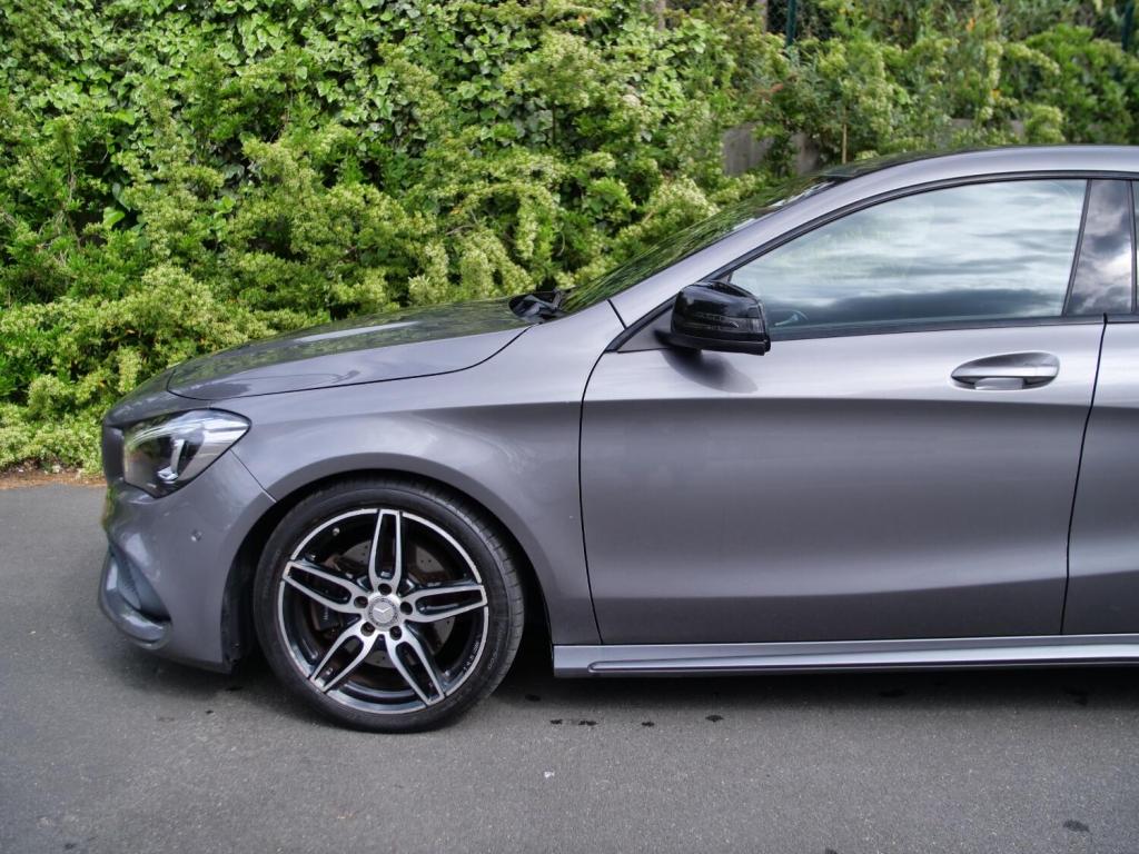 MERCEDES-BENZ CLA