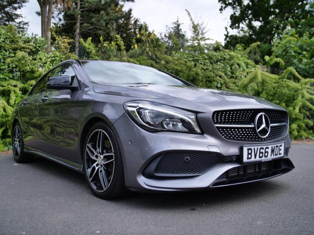 MERCEDES-BENZ CLA