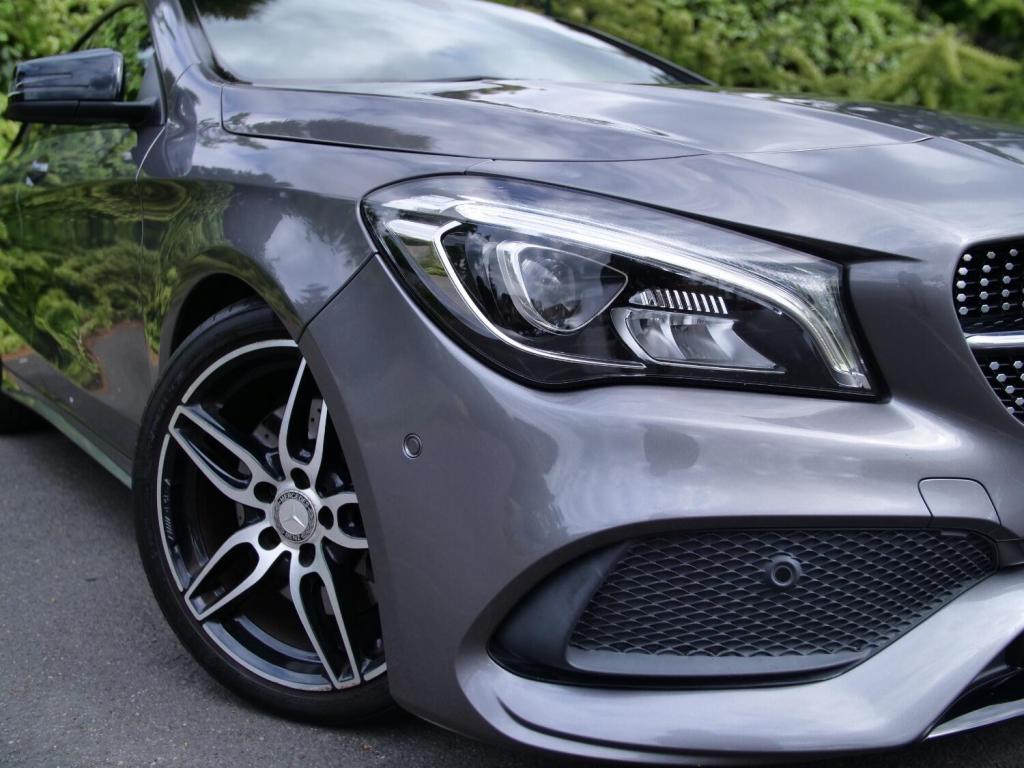 MERCEDES-BENZ CLA
