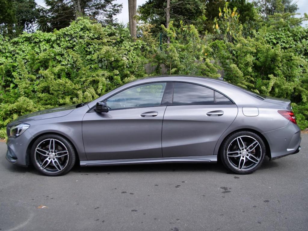 MERCEDES-BENZ CLA