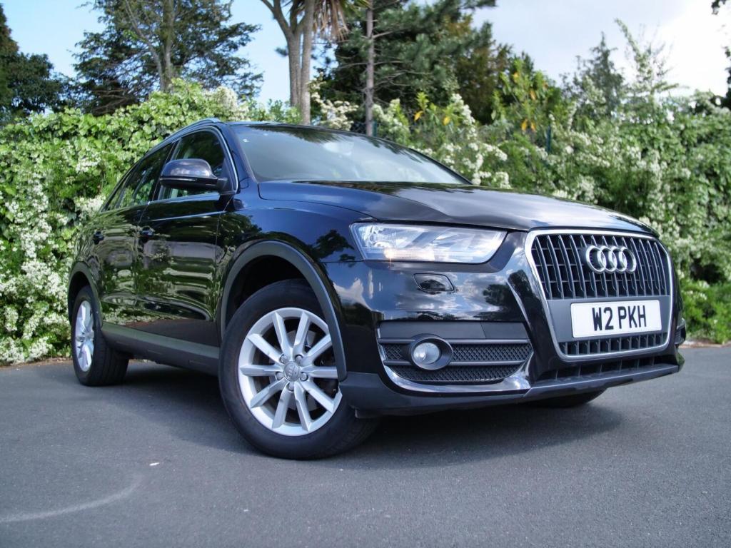 AUDI Q3