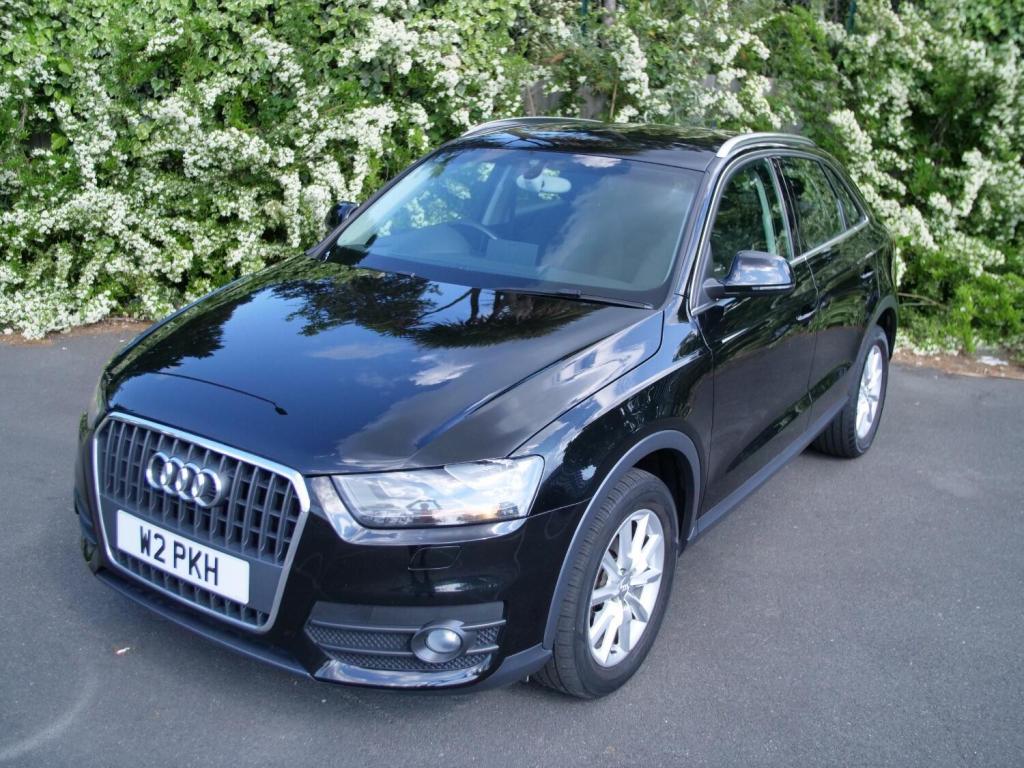 AUDI Q3
