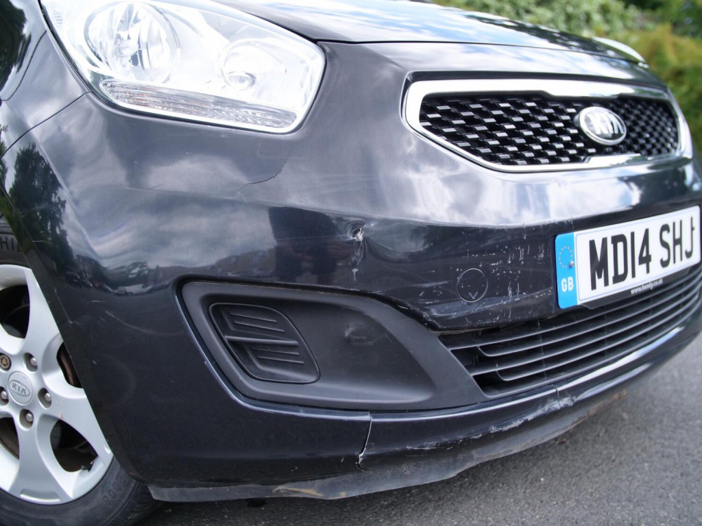 View KIA VENGA 1.6 2