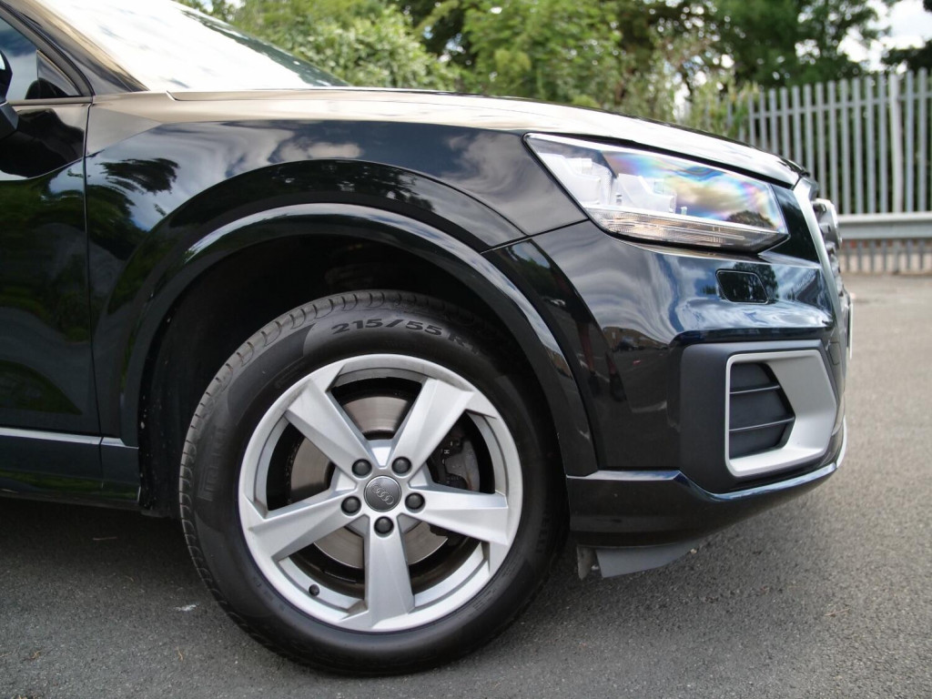 View AUDI Q2 1.5 TFSI CoD 35 Sport
