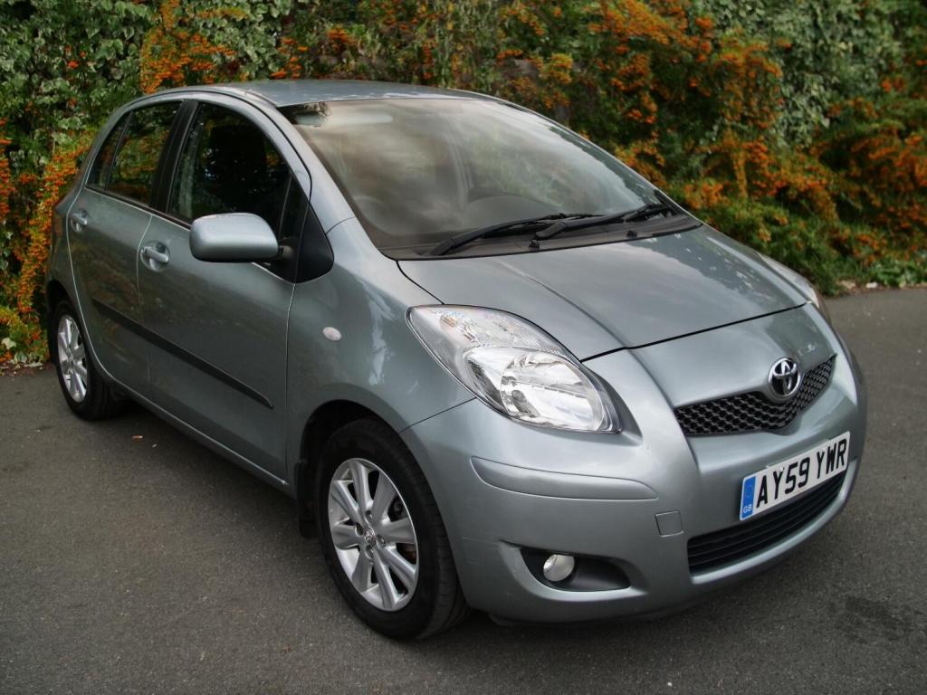 View TOYOTA YARIS 1.3 Dual VVT-i T Spirit