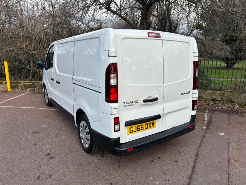 RENAULT TRAFIC