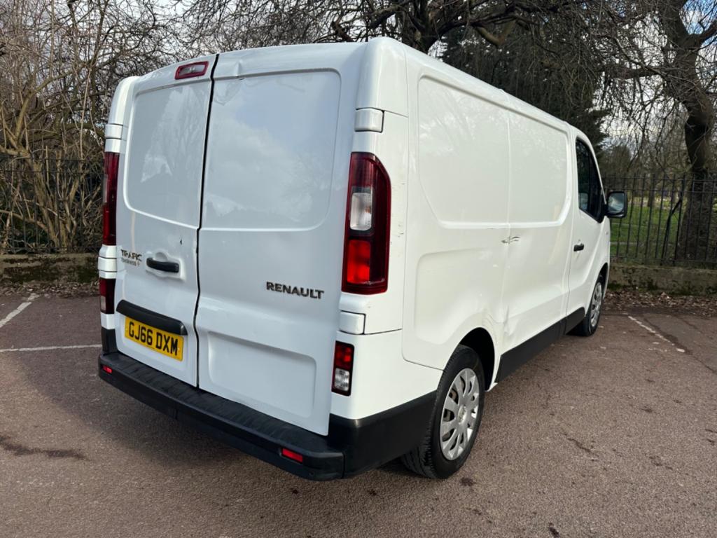 RENAULT TRAFIC