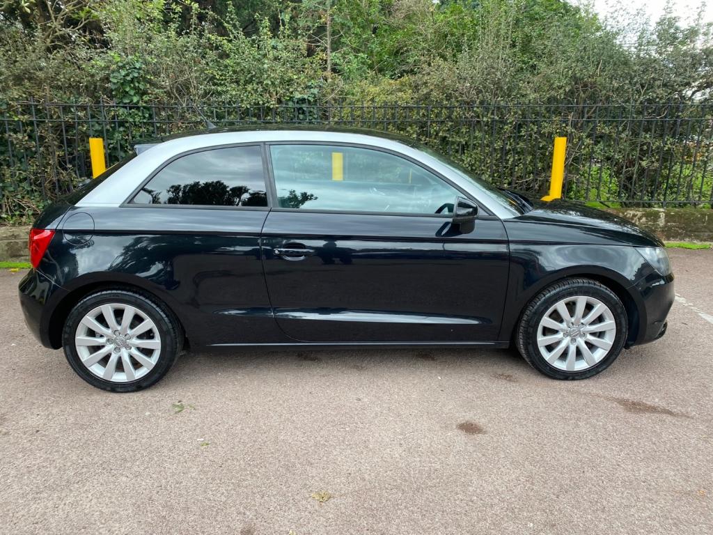 AUDI A1