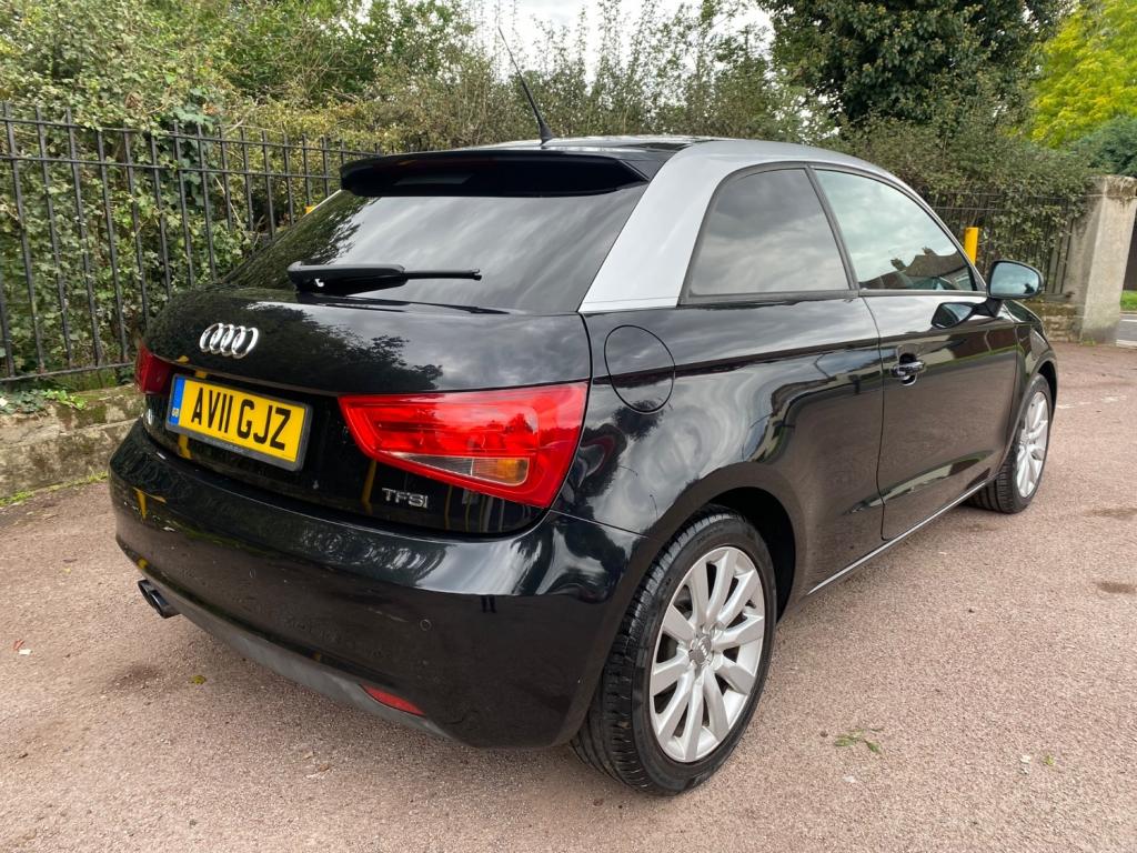 View AUDI A1 TFSI SPORT