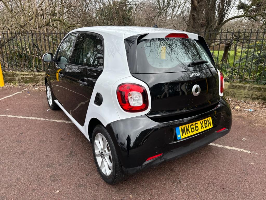 SMART FORFOUR