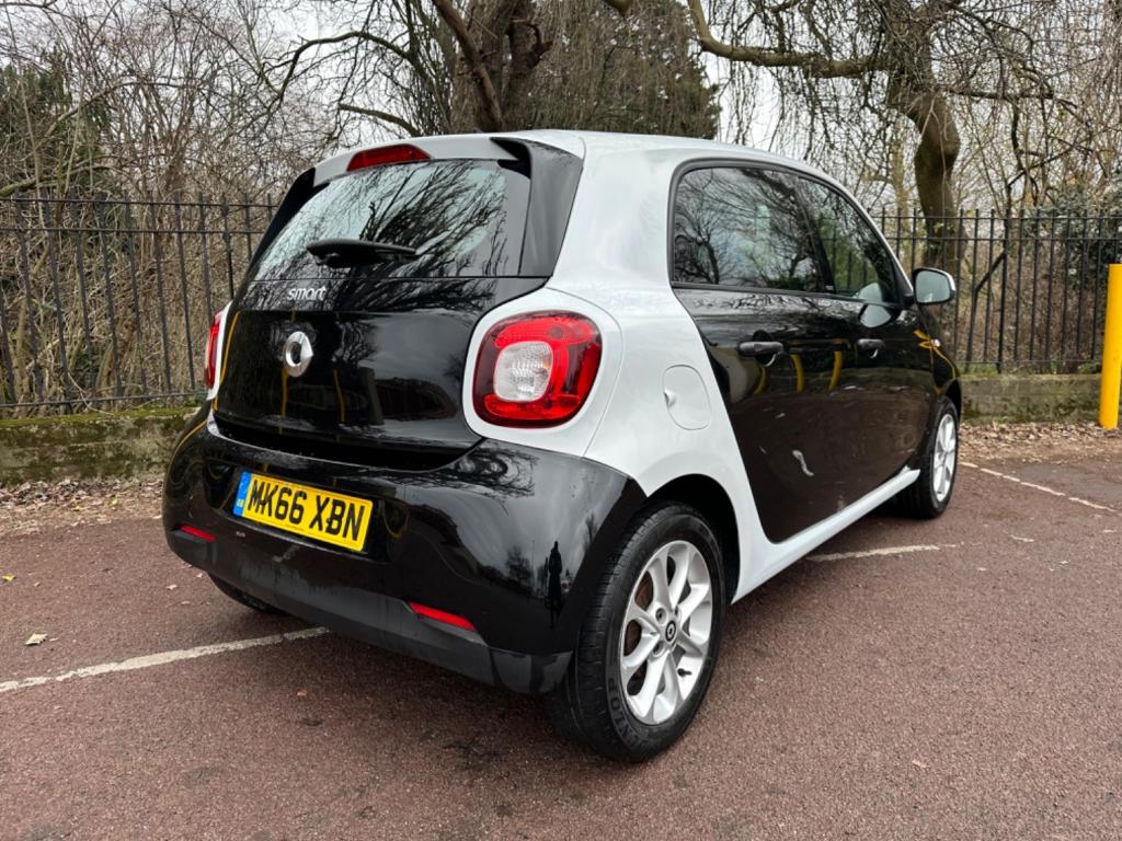 SMART FORFOUR