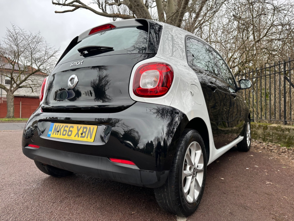 SMART FORFOUR