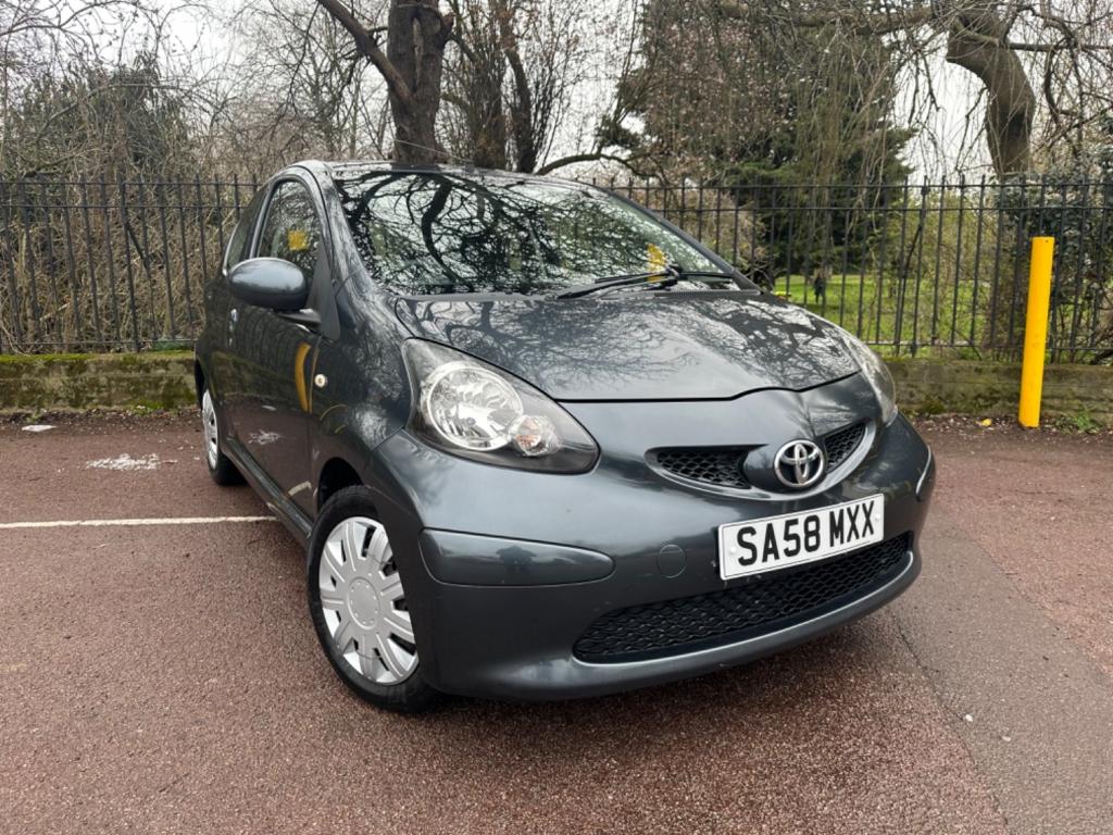 TOYOTA AYGO