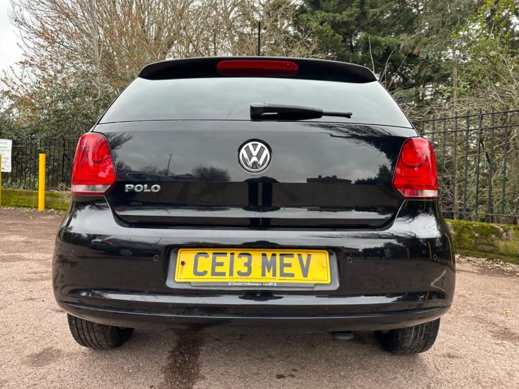 VOLKSWAGEN POLO