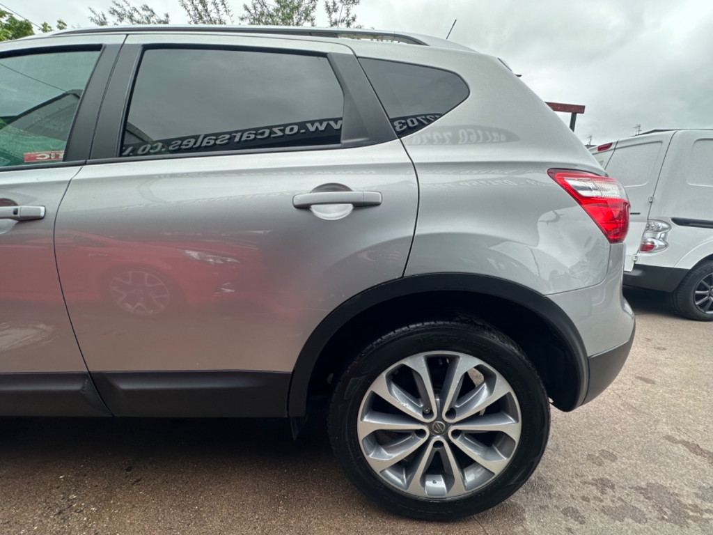 NISSAN QASHQAI