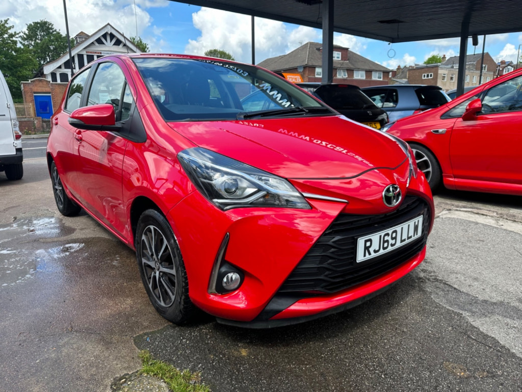 View TOYOTA YARIS VVT-I ICON TECH