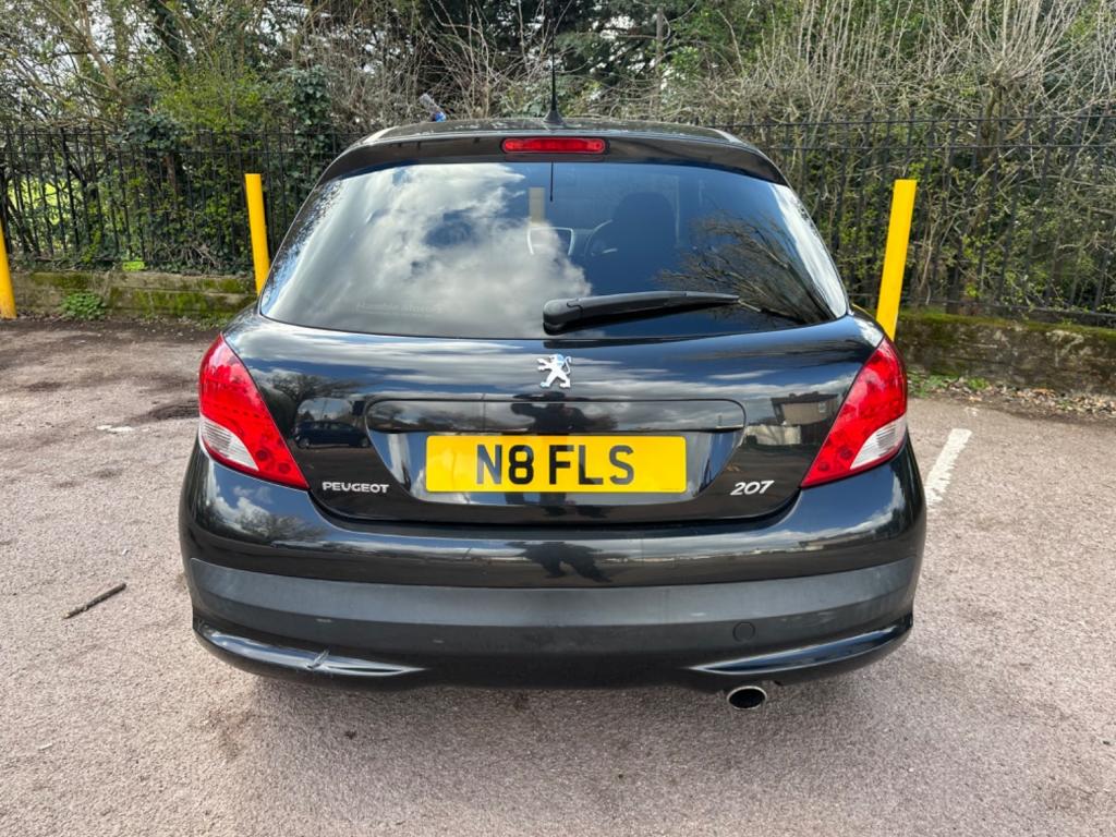 PEUGEOT 207