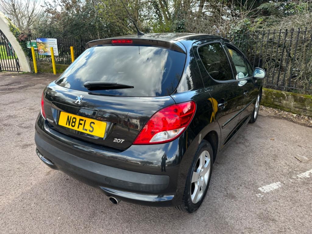 PEUGEOT 207