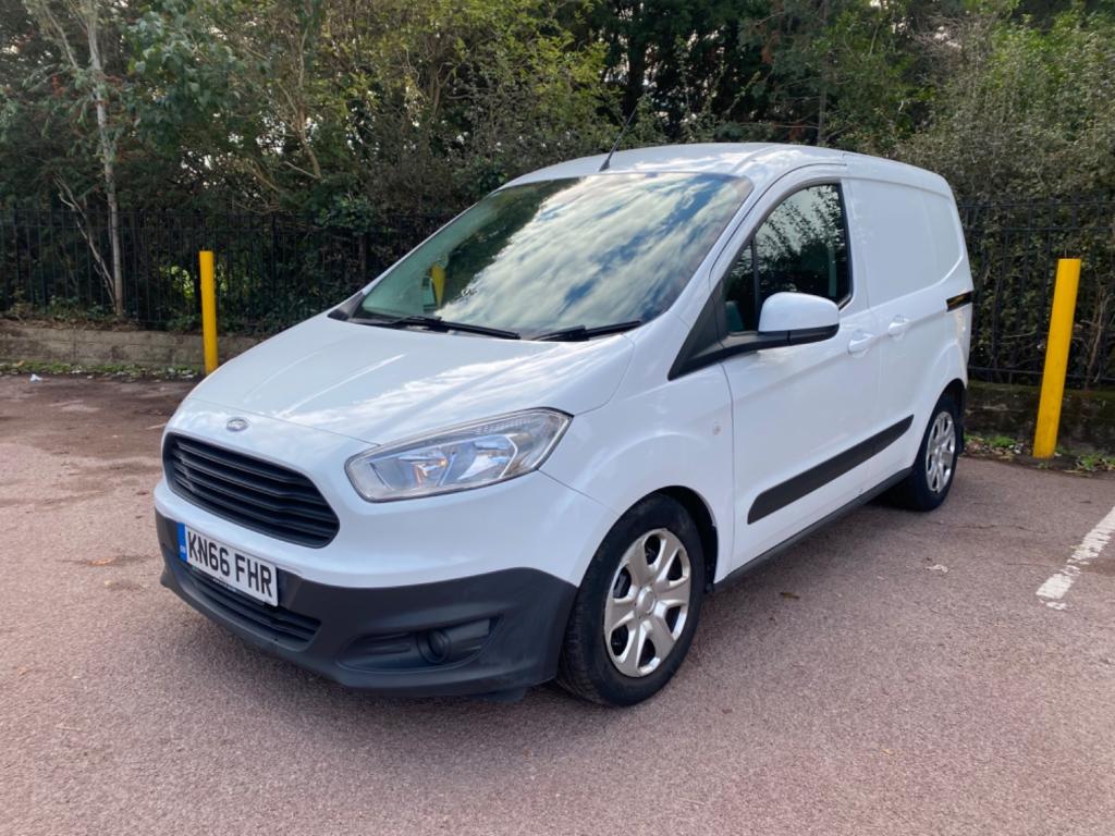 FORD TRANSIT COURIER