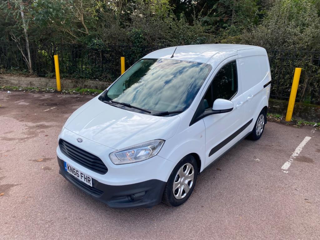 FORD TRANSIT COURIER