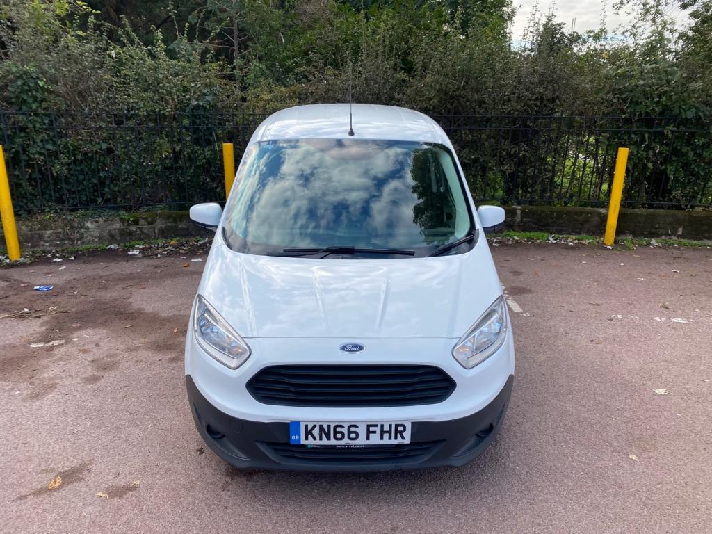 FORD TRANSIT COURIER