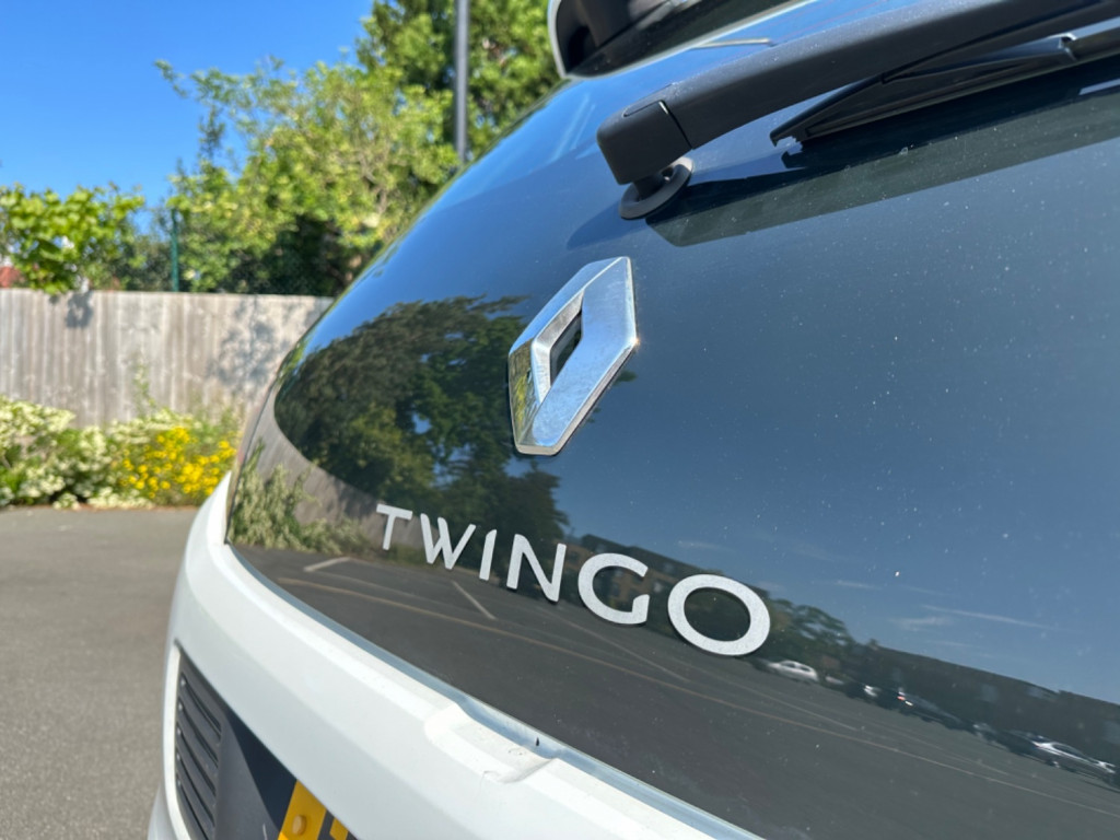 RENAULT TWINGO