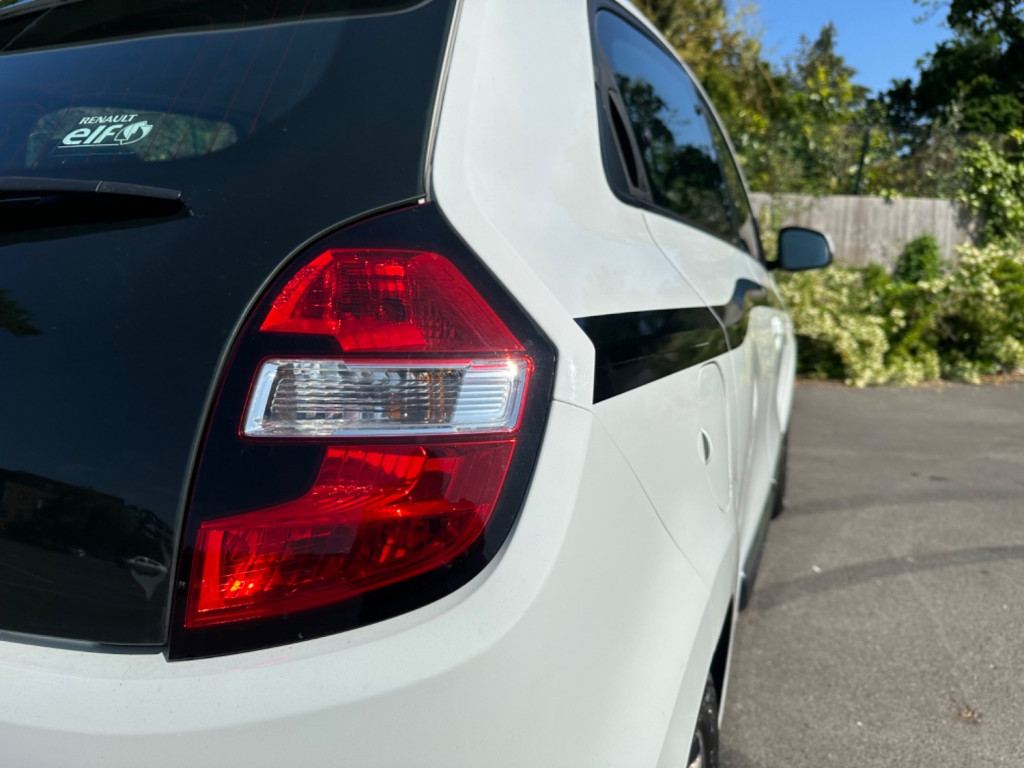 RENAULT TWINGO