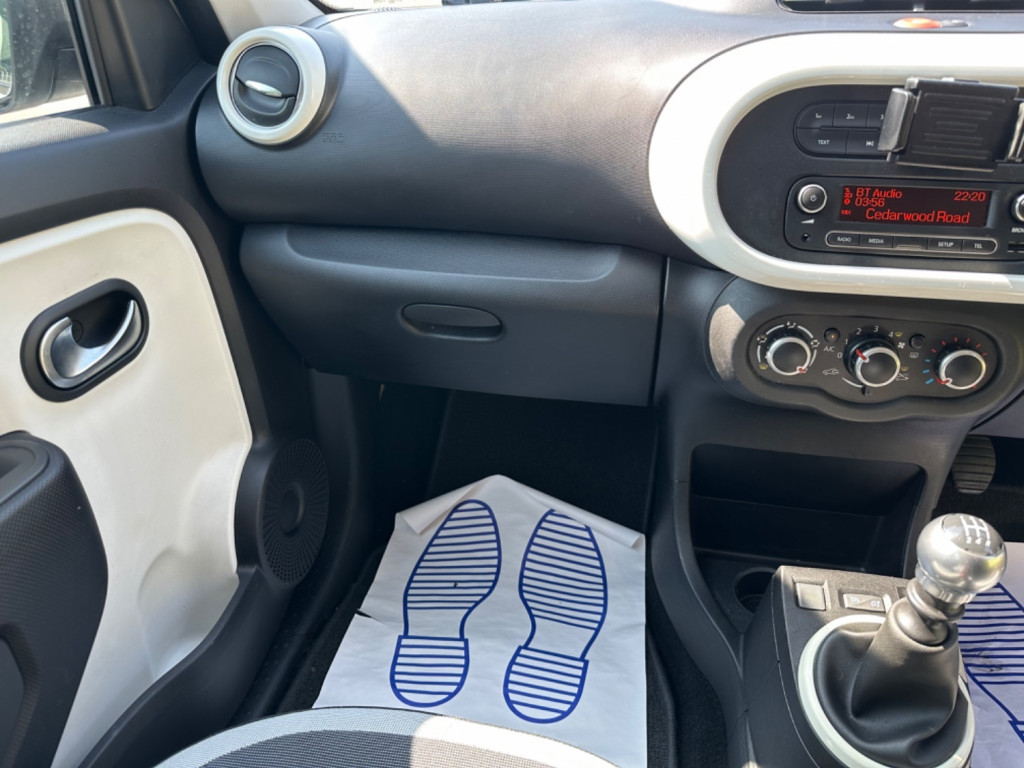 RENAULT TWINGO