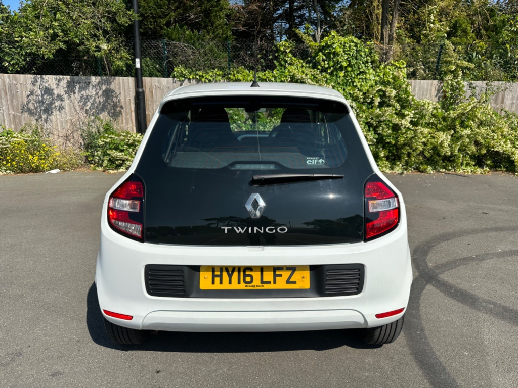 RENAULT TWINGO