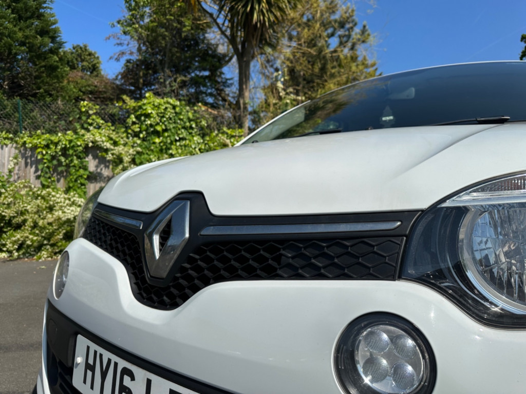 RENAULT TWINGO