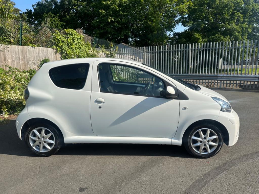 TOYOTA AYGO