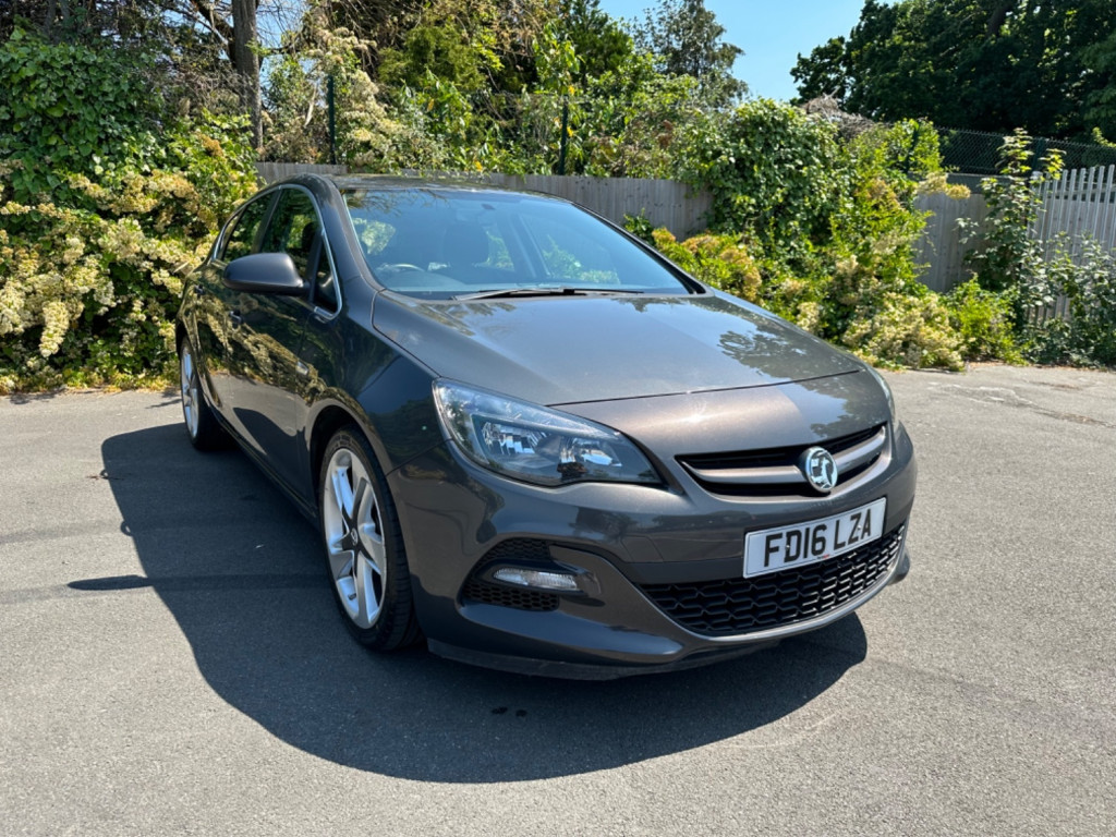 VAUXHALL ASTRA