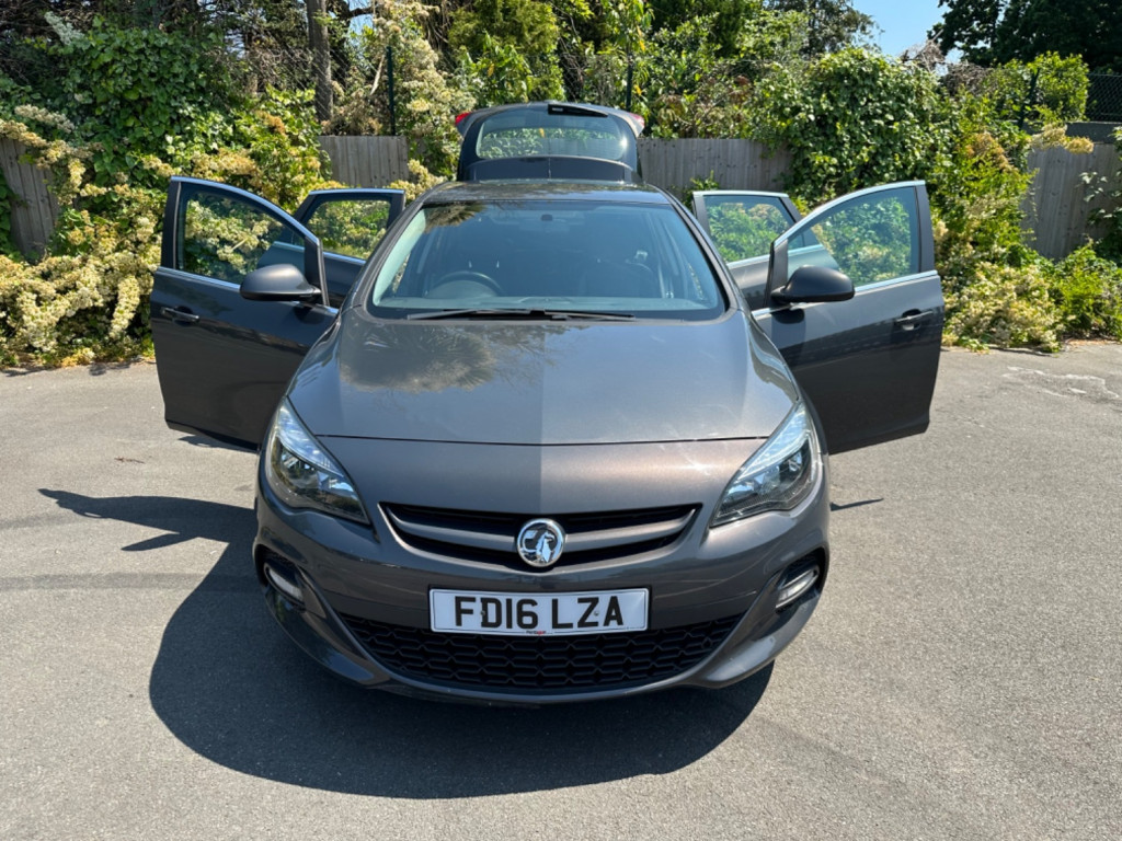 VAUXHALL ASTRA