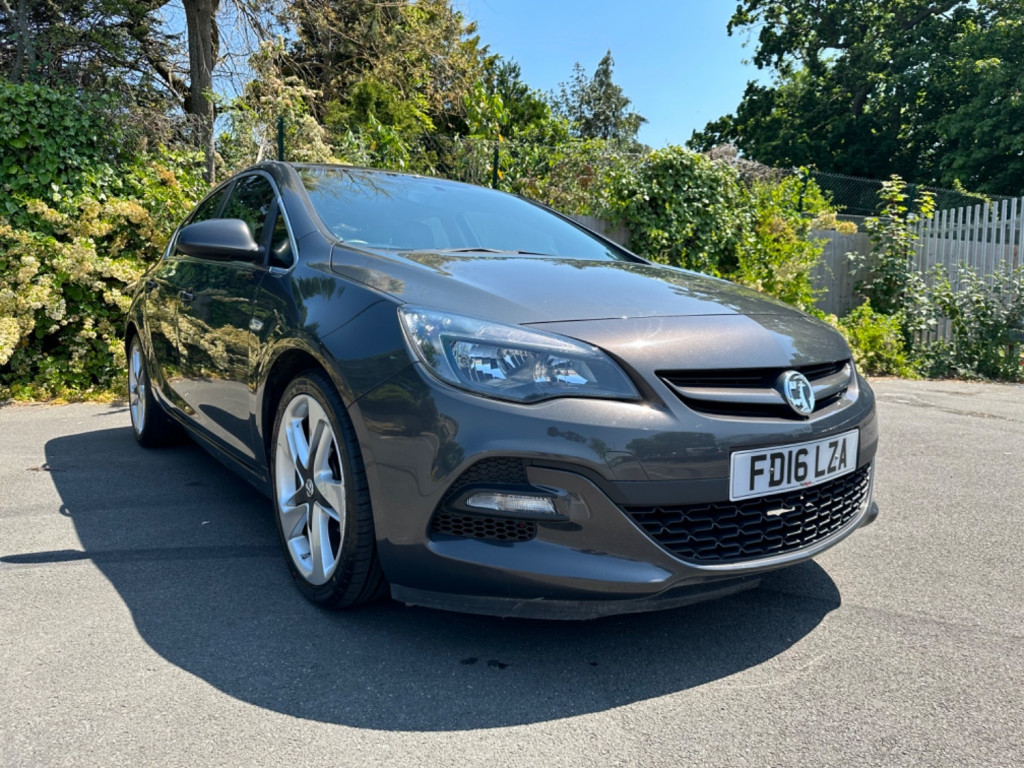 VAUXHALL ASTRA