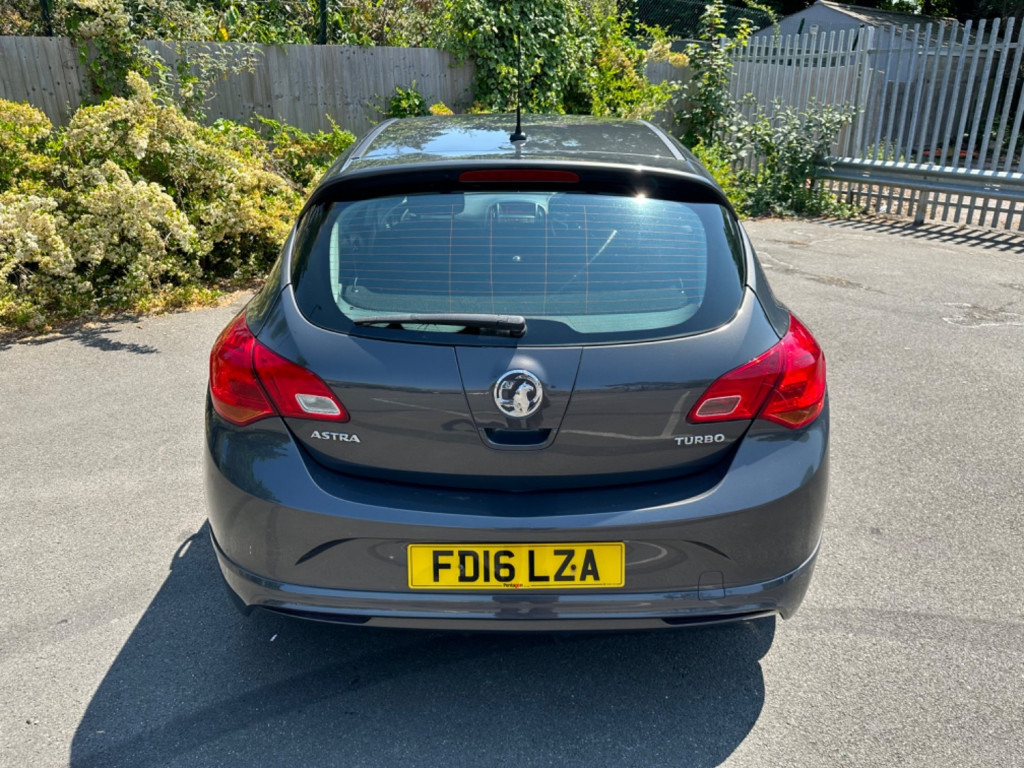 VAUXHALL ASTRA