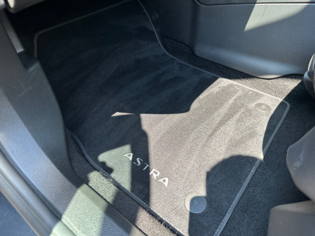 VAUXHALL ASTRA