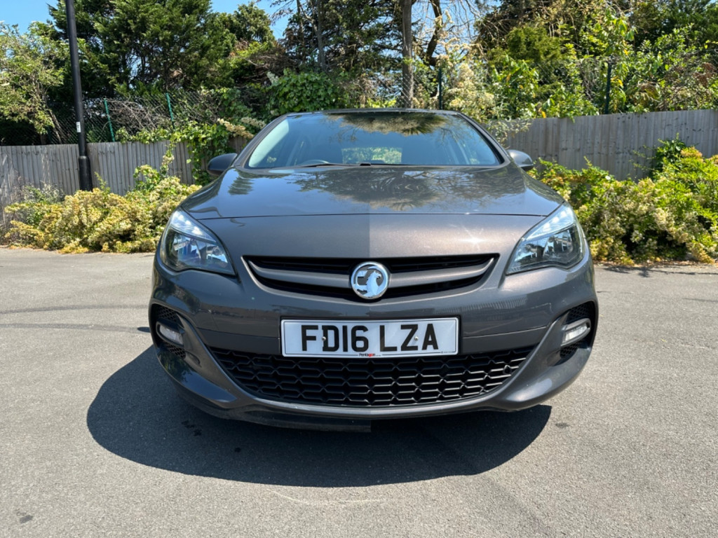 VAUXHALL ASTRA