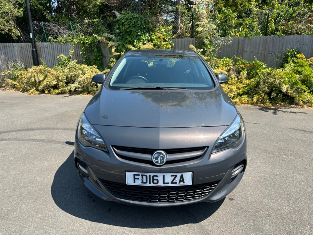 VAUXHALL ASTRA